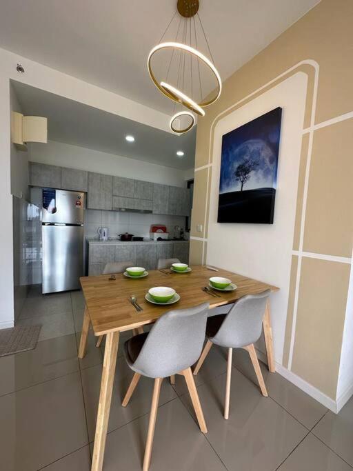 The Clio 2 Ioi City, Beside Ioi Mall, Serdang Hospital, Upm And Uniteen Apartment *